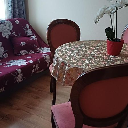 Ziemielu Mols Apartaments/Pirma Linija Pie Juras Lipawa Zewnętrze zdjęcie